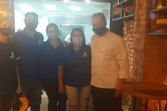 Integrantes-do-projeto-Qualificacao-do-Atendimento-ao-Turista-no-restaurante-Burrata