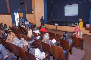 Secretaria de Educação de Teresópolis reúne diretores escolares para alinhar retorno às aulas presenciais na Rede Municipal
