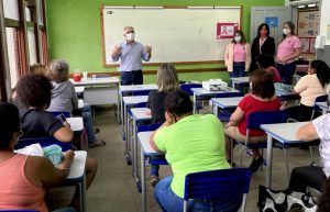 CRAS São Pedro e Escola Municipal Acliméa Nascimento realizam ação conjunta do Outubro Rosa
