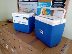 Secretaria Municipal de Saúde recebe doação de caixas térmicas da Enel Brasil, através do Movimento Unidos pela Vacina